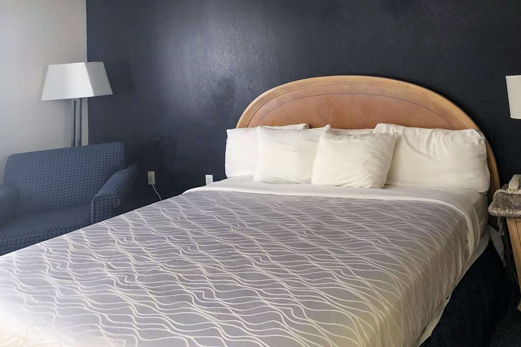 Rodeway Inn Branson, Brick House Cameră foto